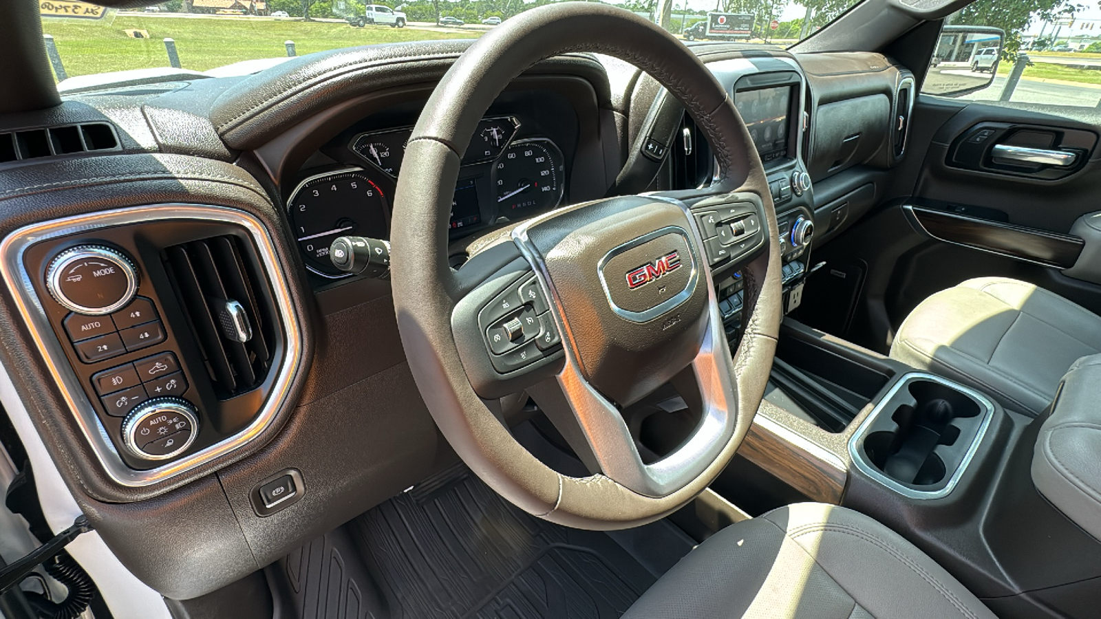 2022 GMC Sierra 1500 Limited SLT 3