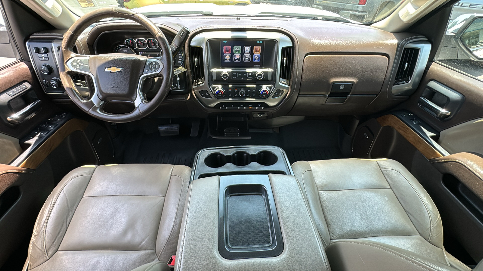 2015 Chevrolet Silverado 2500HD LTZ 19