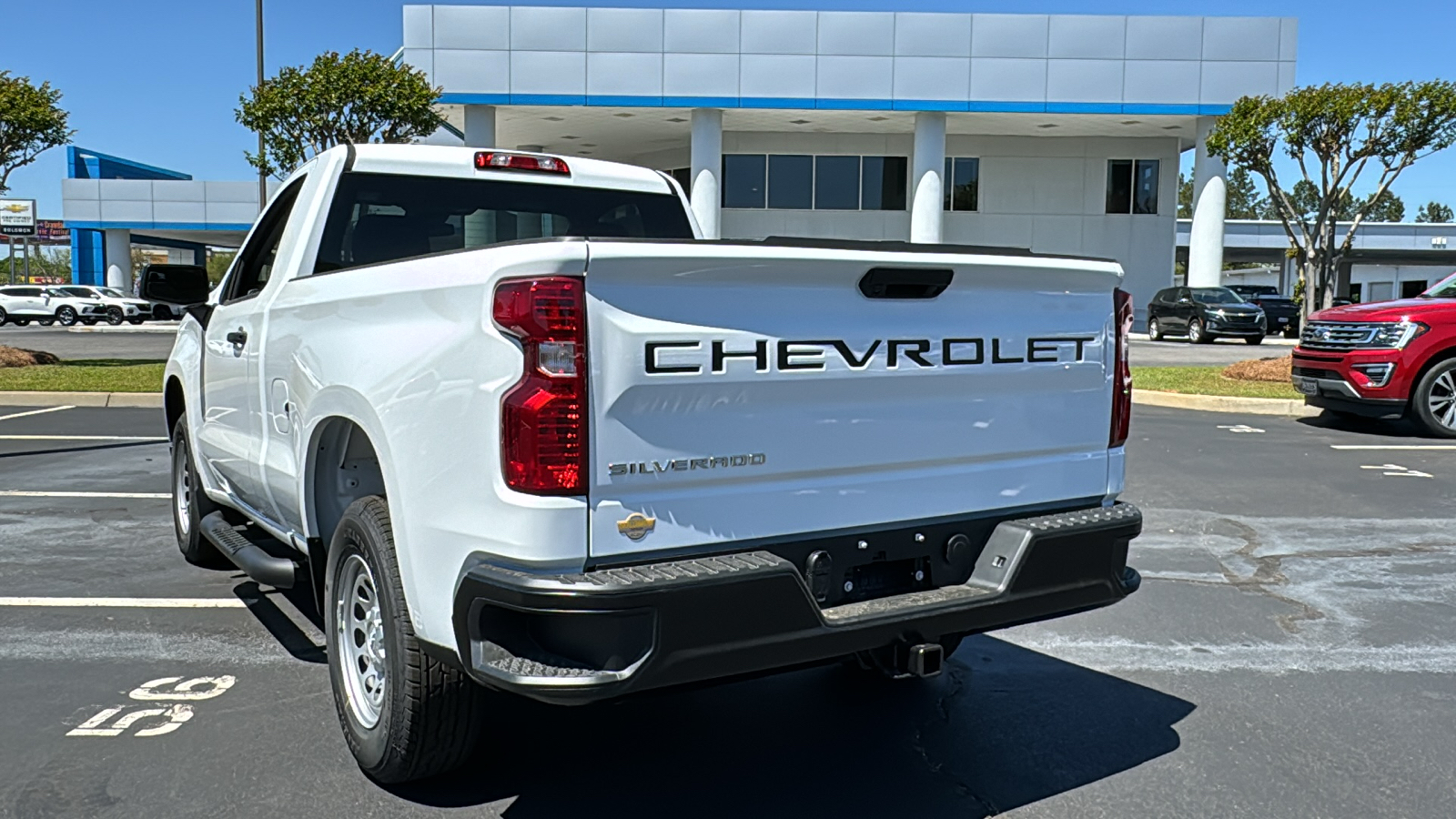 2024 Chevrolet Silverado 1500 WT 18