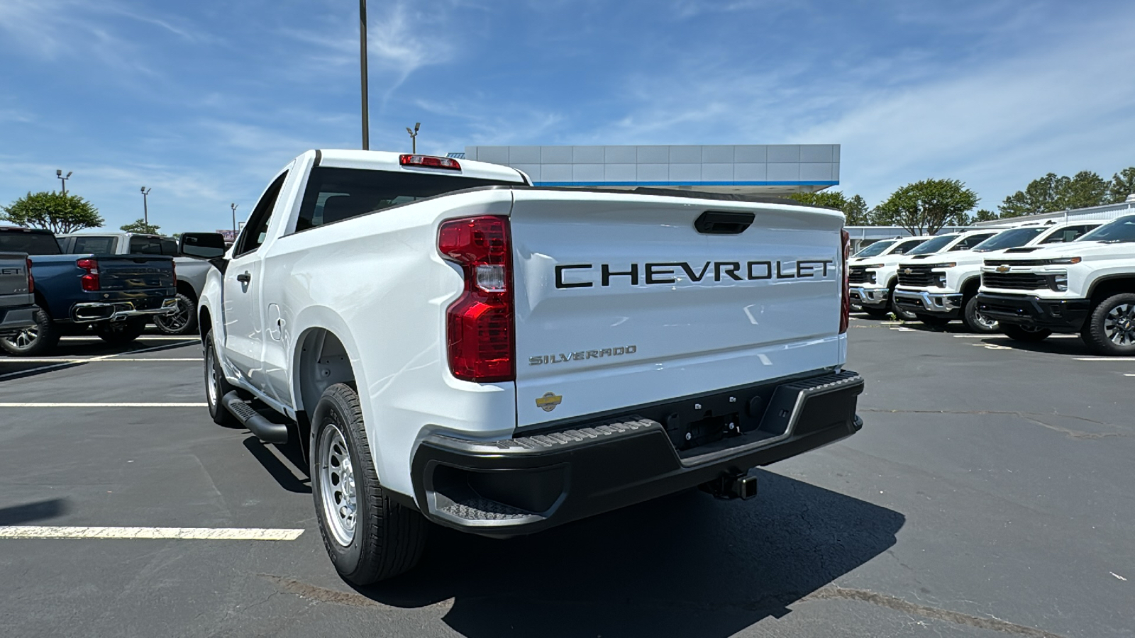2024 Chevrolet Silverado 1500 WT 16