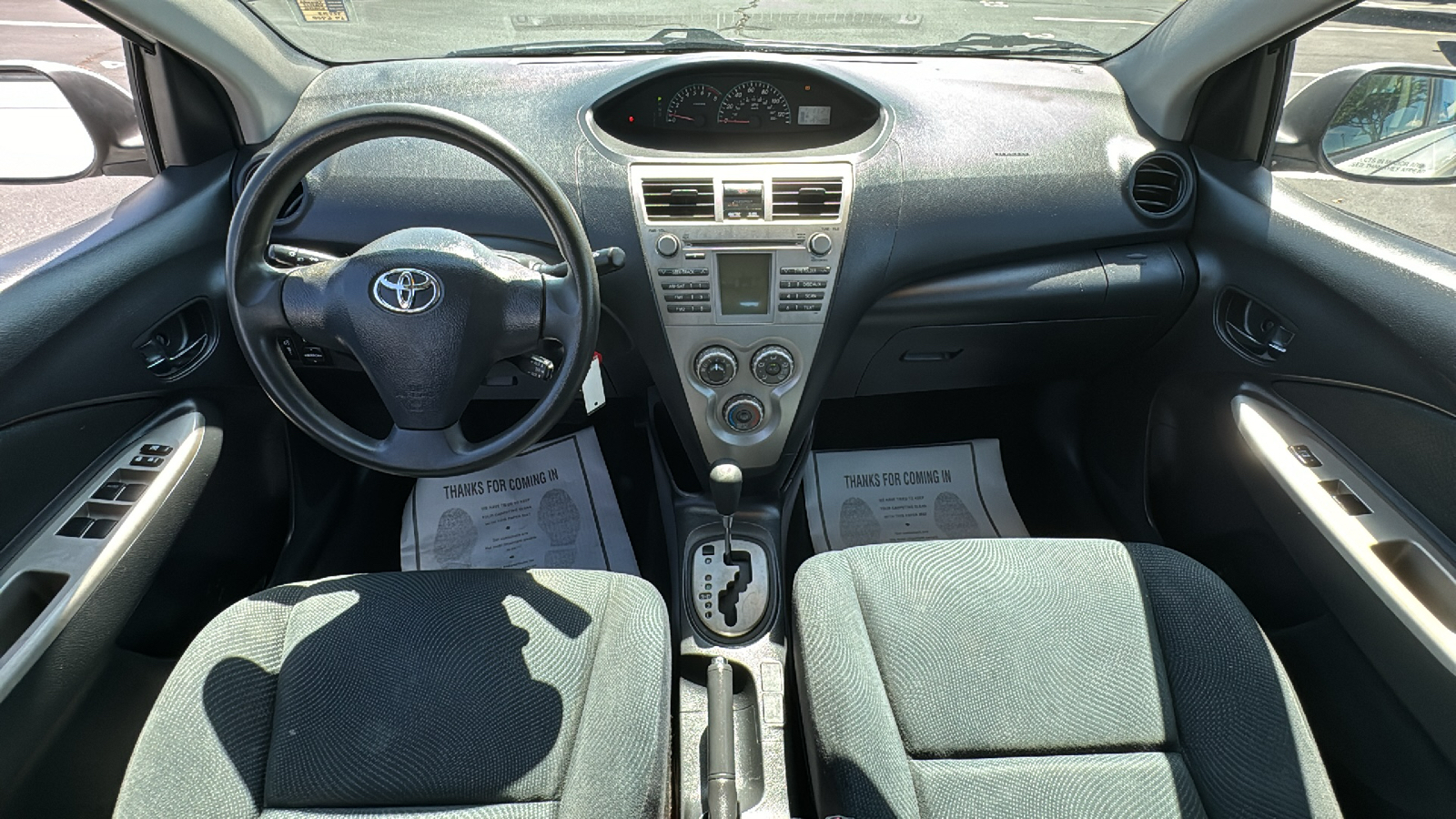 2009 Toyota Yaris  9