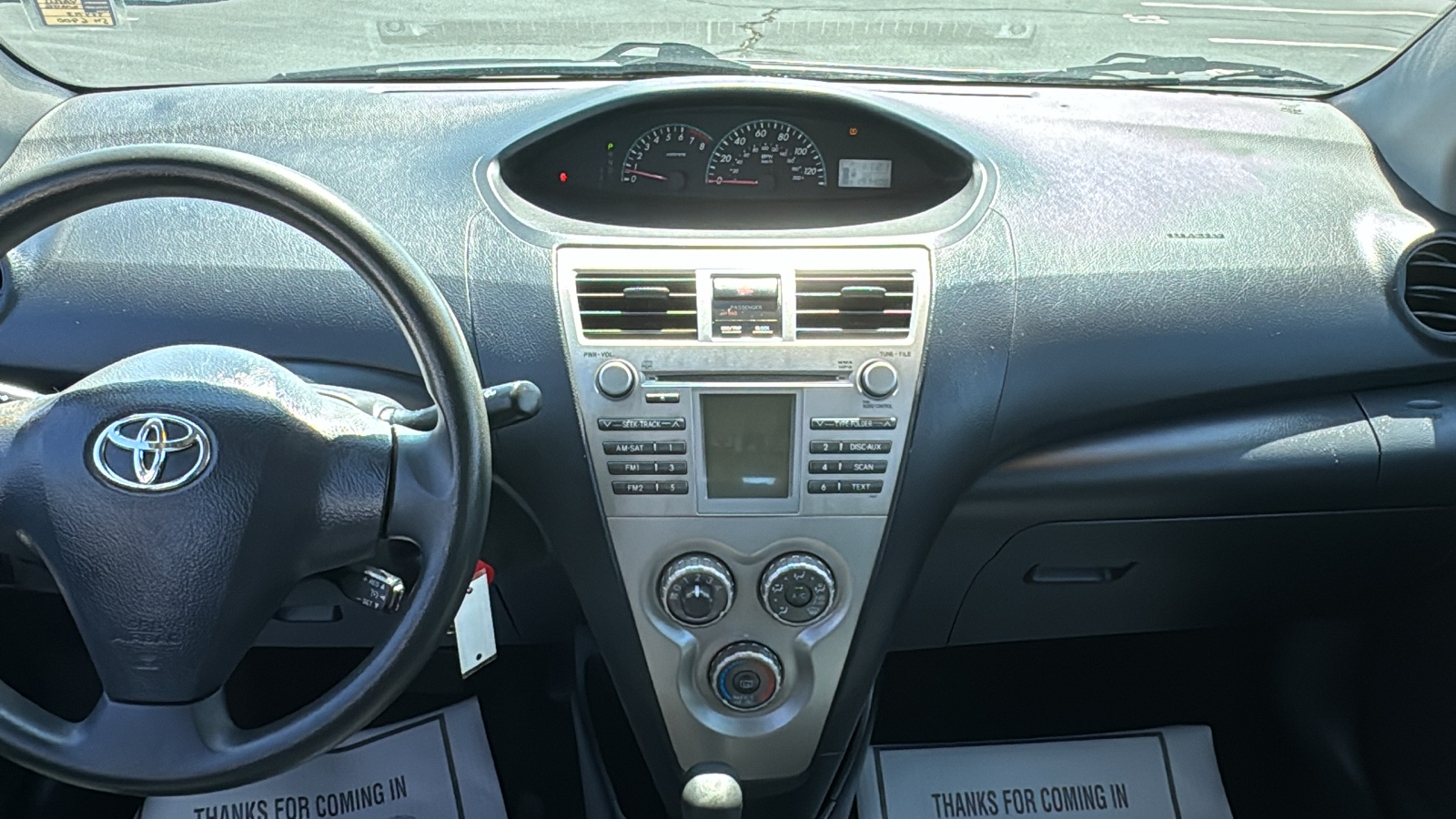 2009 Toyota Yaris  10