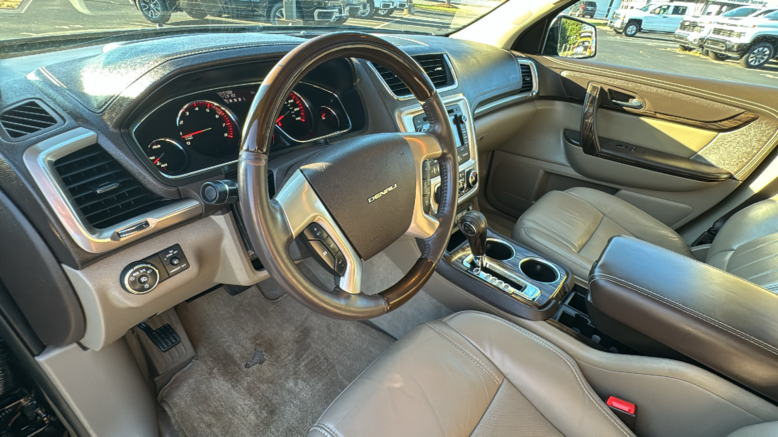 2014 GMC Acadia Denali 3