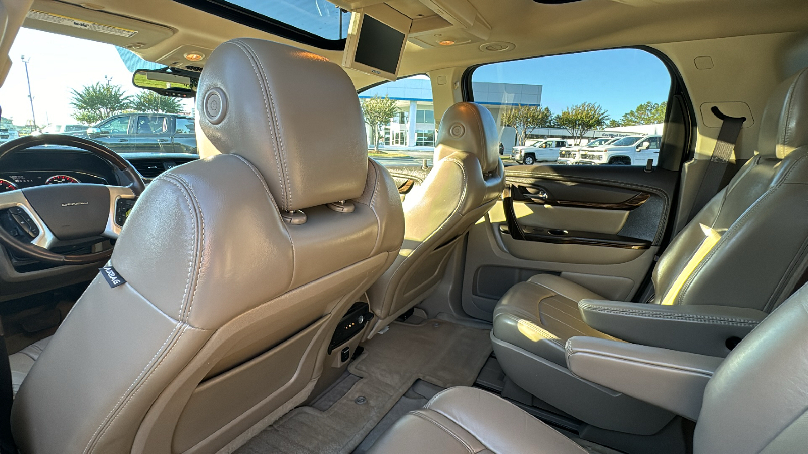 2014 GMC Acadia Denali 26