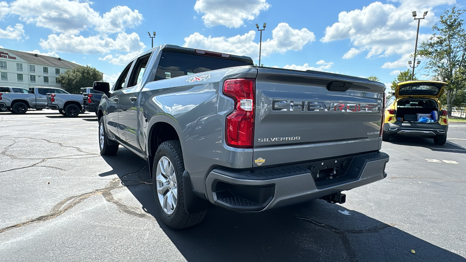 2022 Chevrolet Silverado 1500 LTD Custom 23