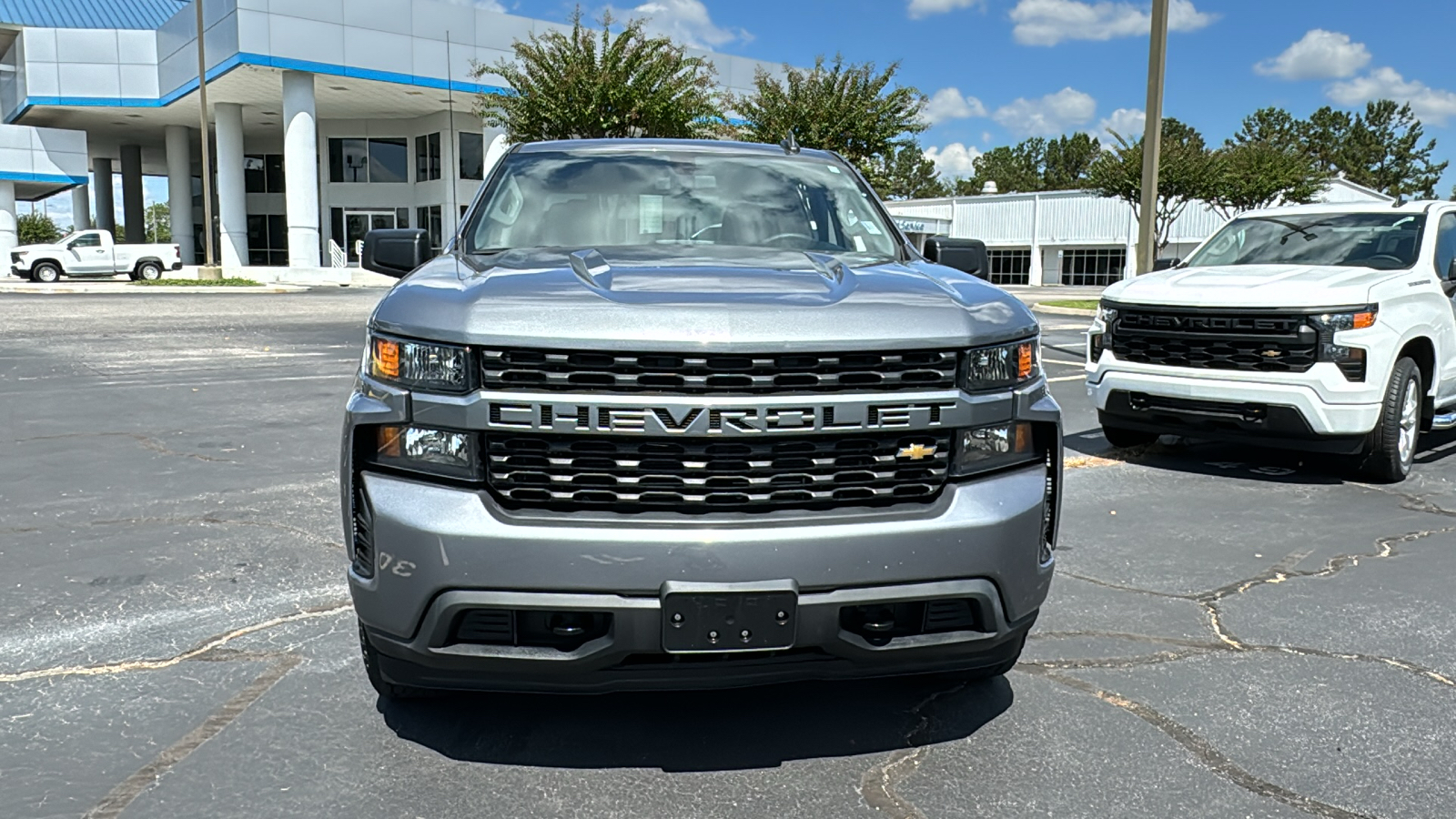 2022 Chevrolet Silverado 1500 LTD Custom 28