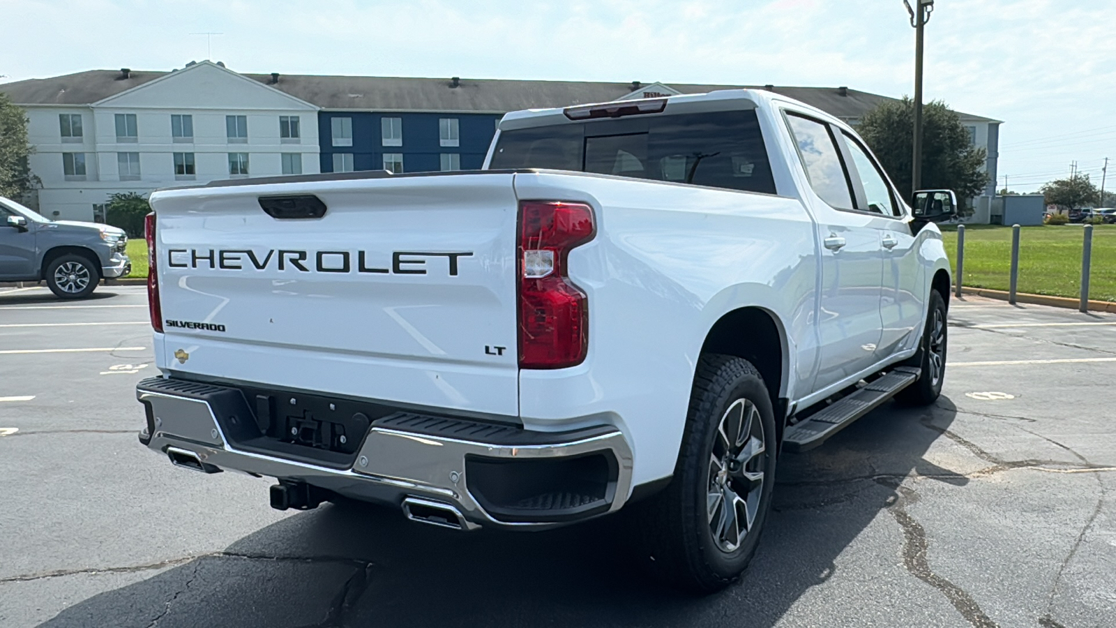 2024 Chevrolet Silverado 1500 LT 33