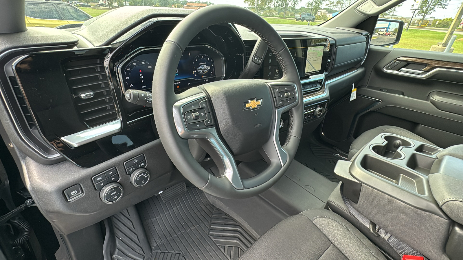 2024 Chevrolet Silverado 1500 LT 3