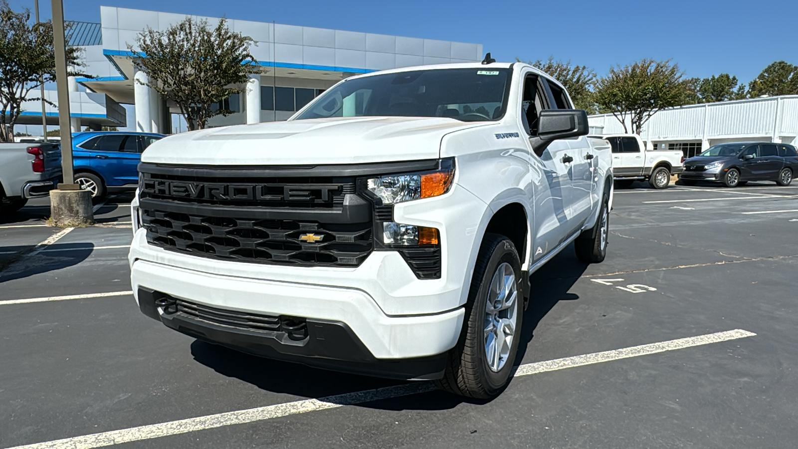 2024 Chevrolet Silverado 1500 Custom 1