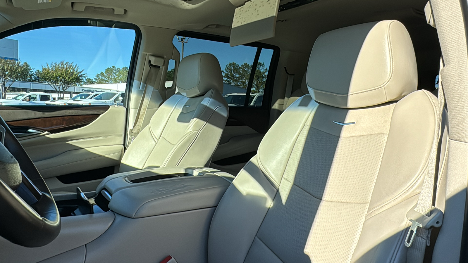 2016 Cadillac Escalade ESV Premium 14