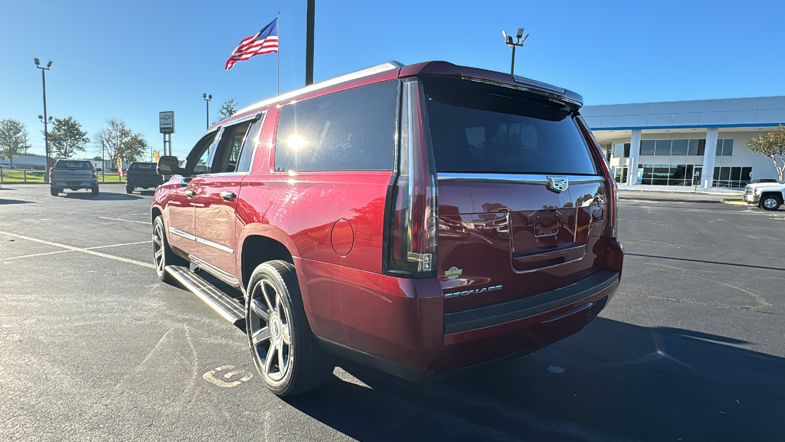 2016 Cadillac Escalade ESV Premium 34