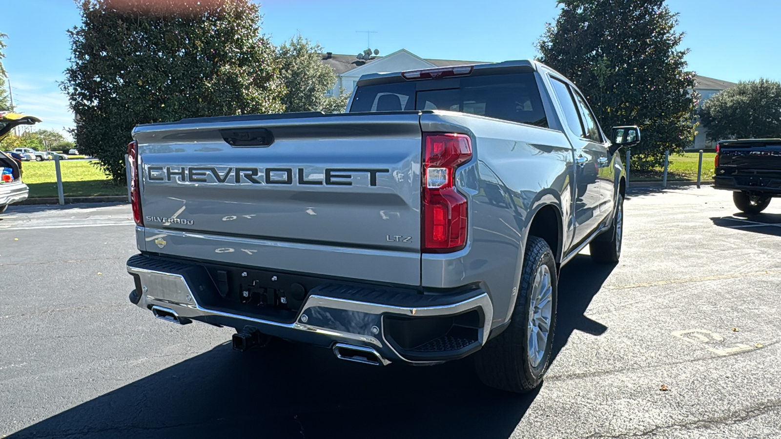 2023 Chevrolet Silverado 1500 LTZ 27