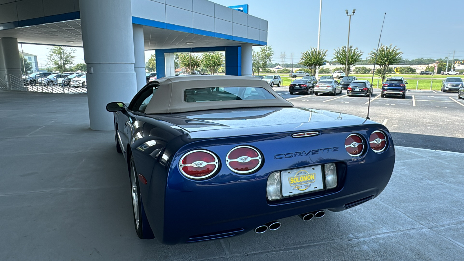 2004 Chevrolet Corvette Base 16