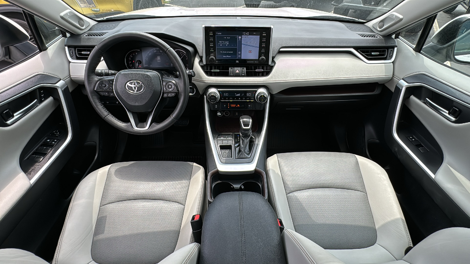 2021 Toyota RAV4 Limited 19