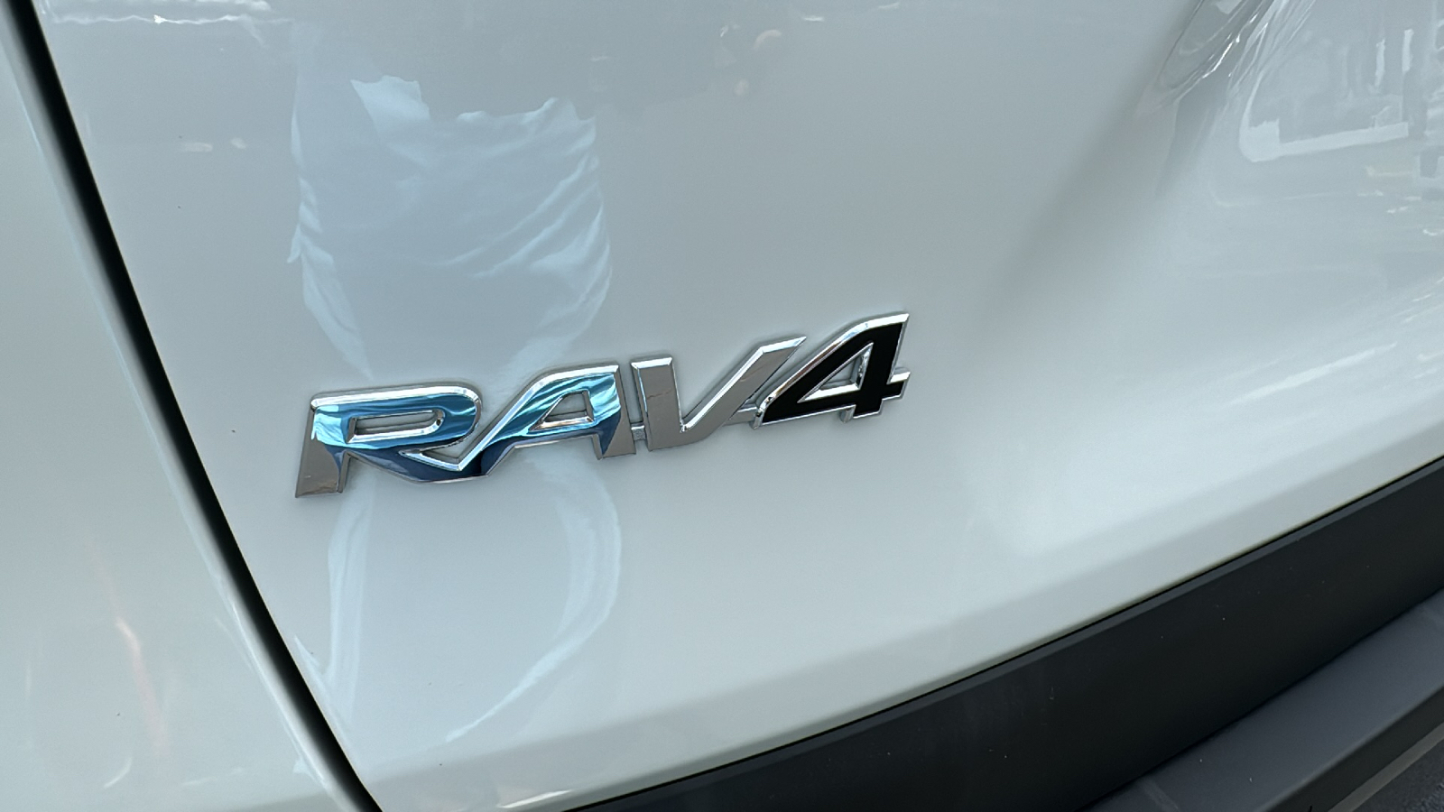 2021 Toyota RAV4 Limited 31
