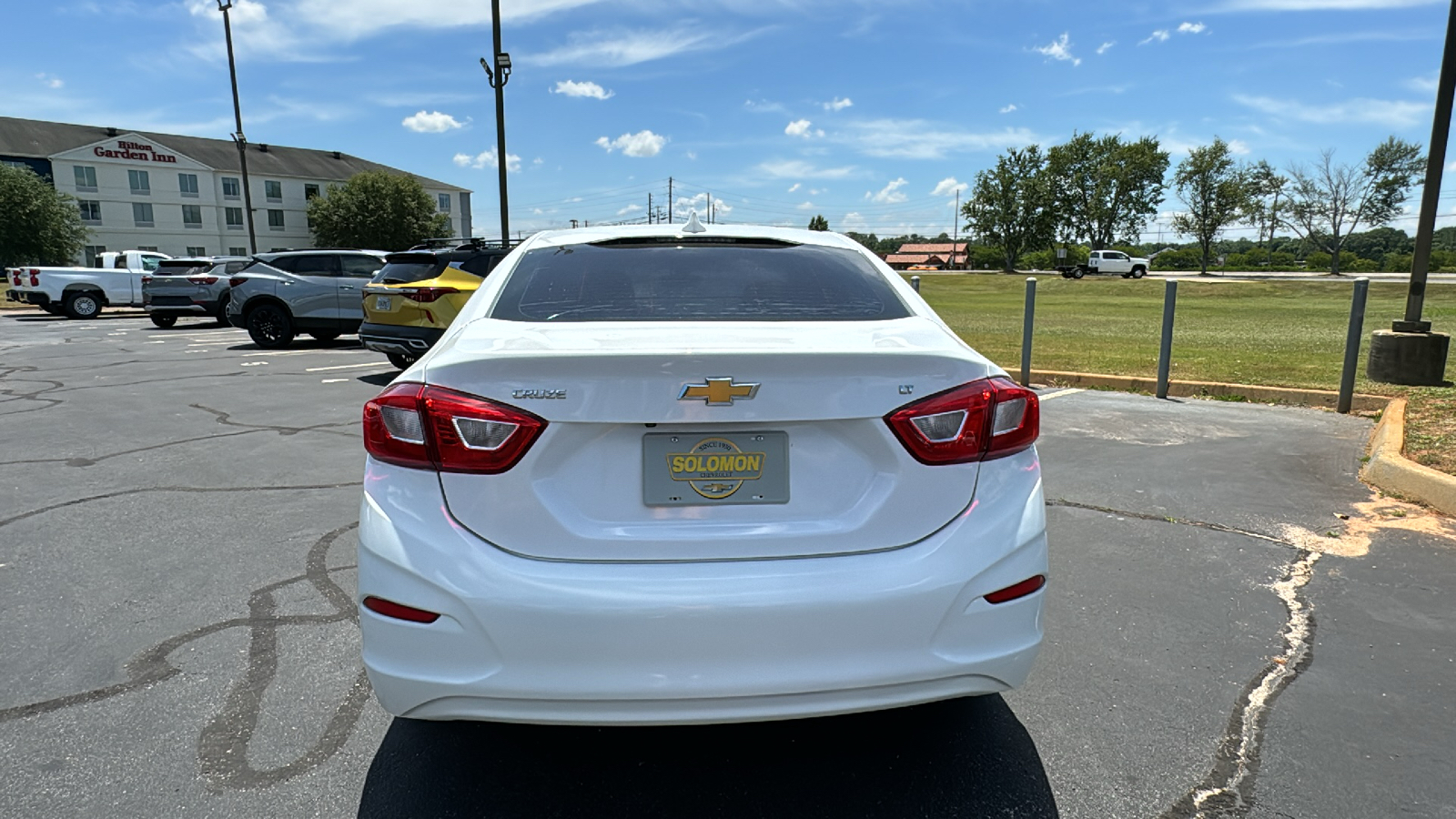 2019 Chevrolet Cruze LT 28