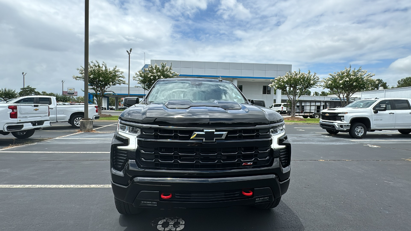 2023 Chevrolet Silverado 1500 LT Trail Boss 32