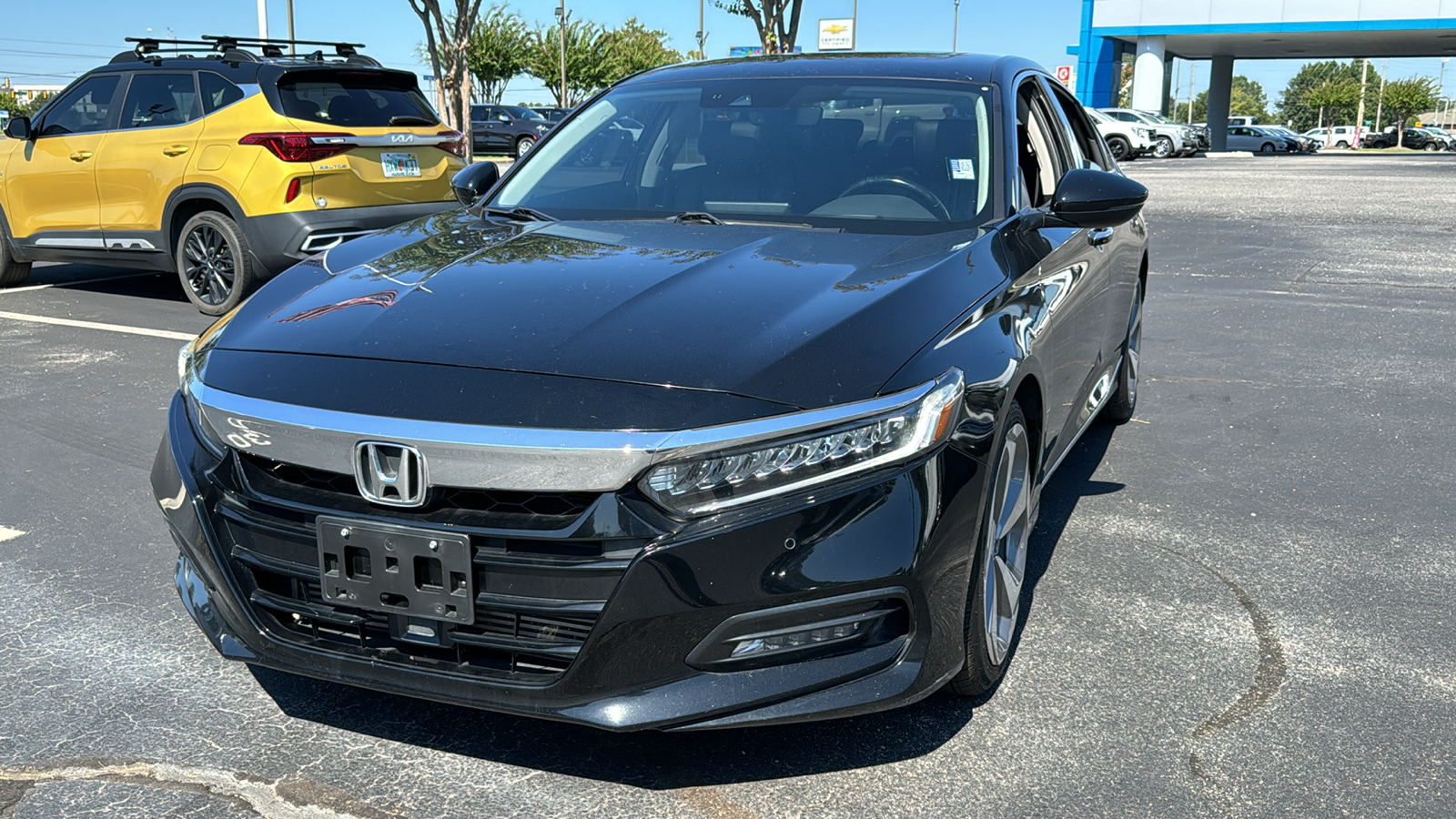 2018 Honda Accord Touring 1