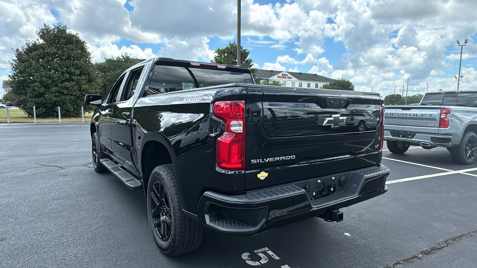 2023 Chevrolet Silverado 1500 LT Trail Boss 26