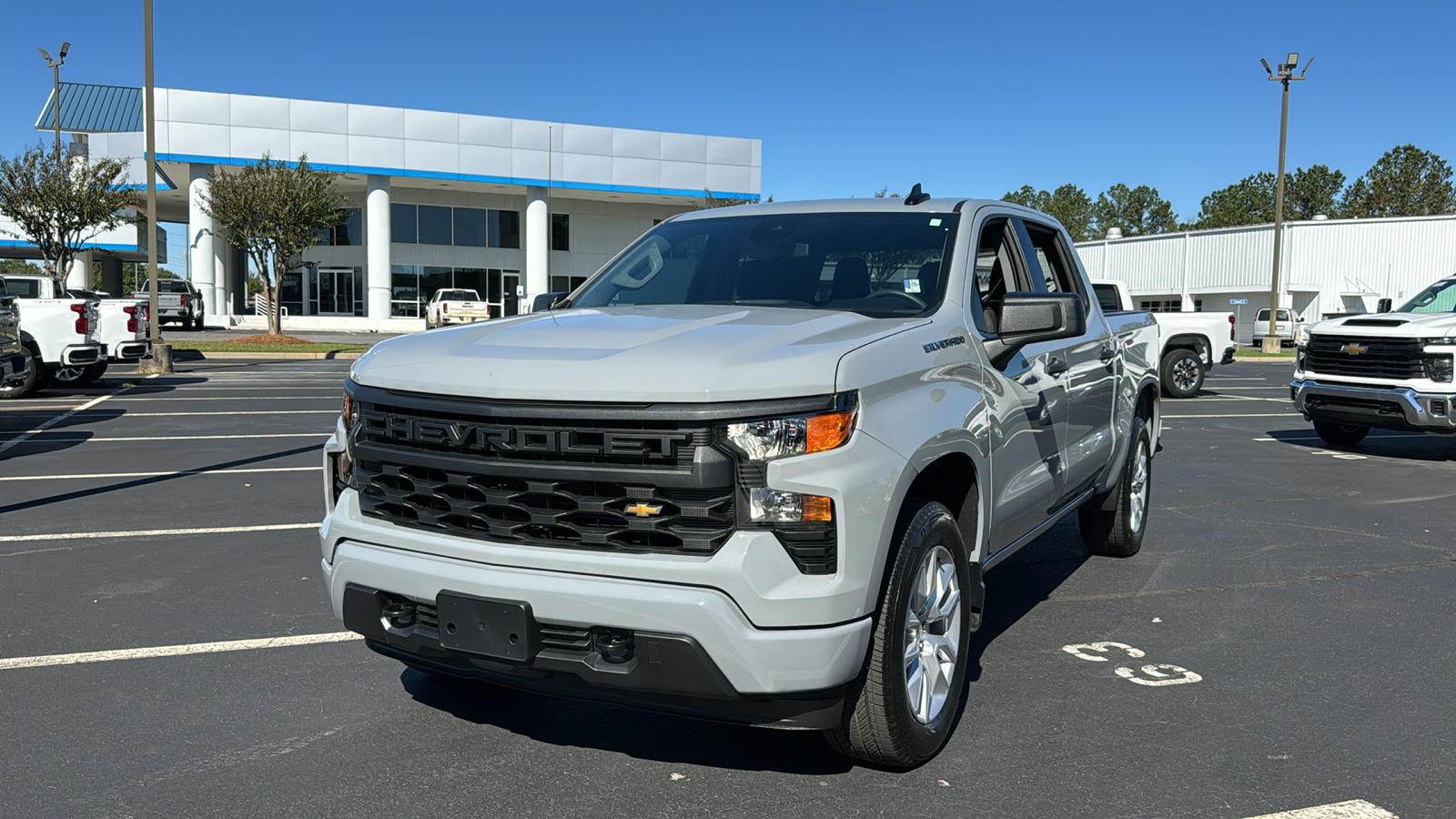 2024 Chevrolet Silverado 1500 Custom 1