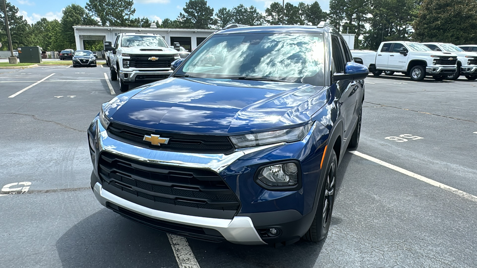 2023 Chevrolet TrailBlazer LT 1