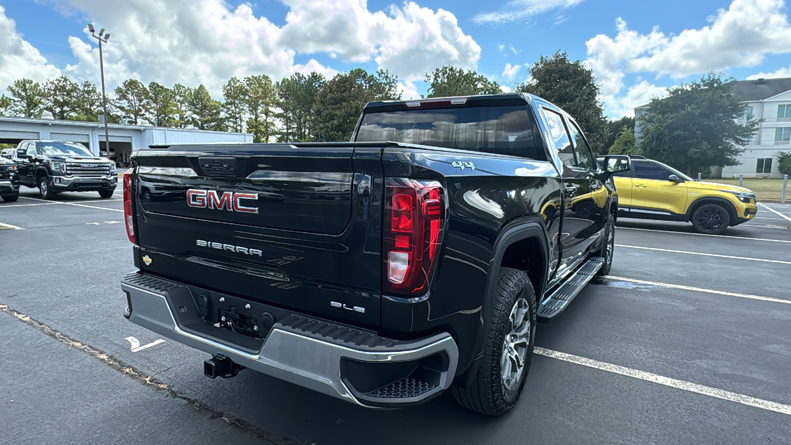 2024 GMC Sierra 1500 SLE 29