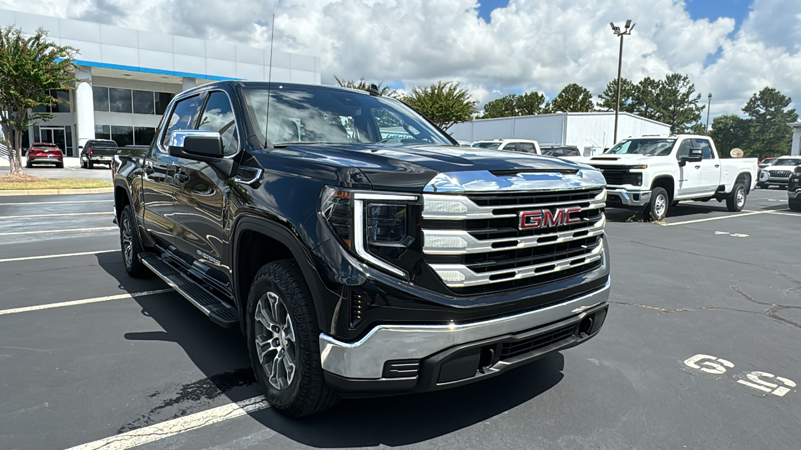 2024 GMC Sierra 1500 SLE 30