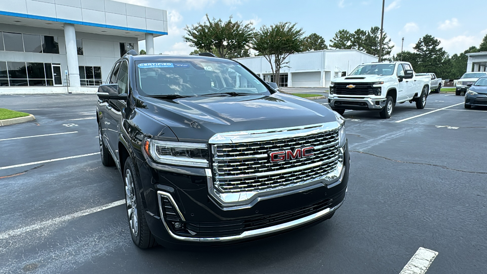 2023 GMC Acadia Denali 37