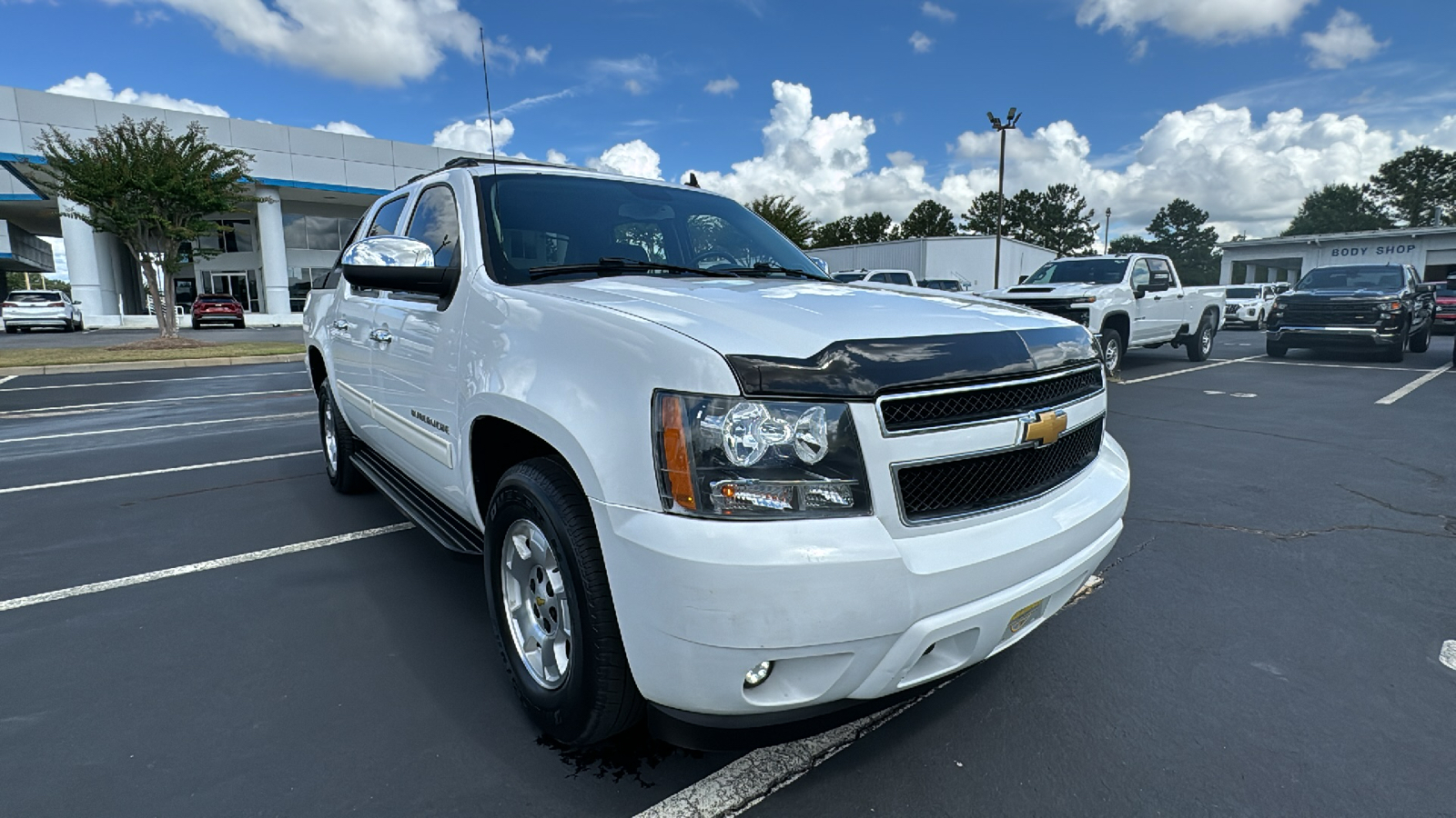 2012 Chevrolet Avalanche 1500 LS 29