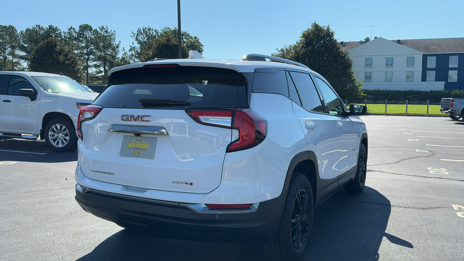 2023 GMC Terrain AT4 36