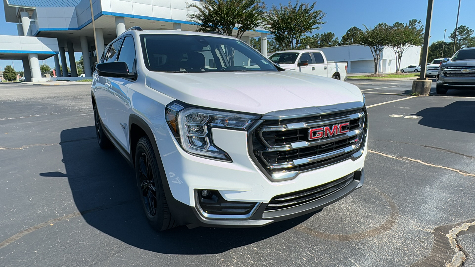 2023 GMC Terrain AT4 37