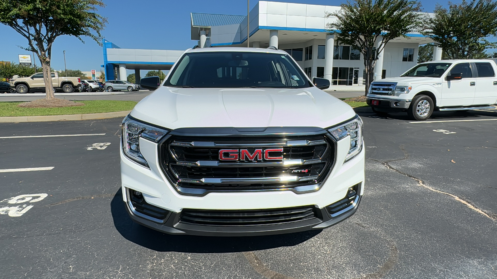 2023 GMC Terrain AT4 38