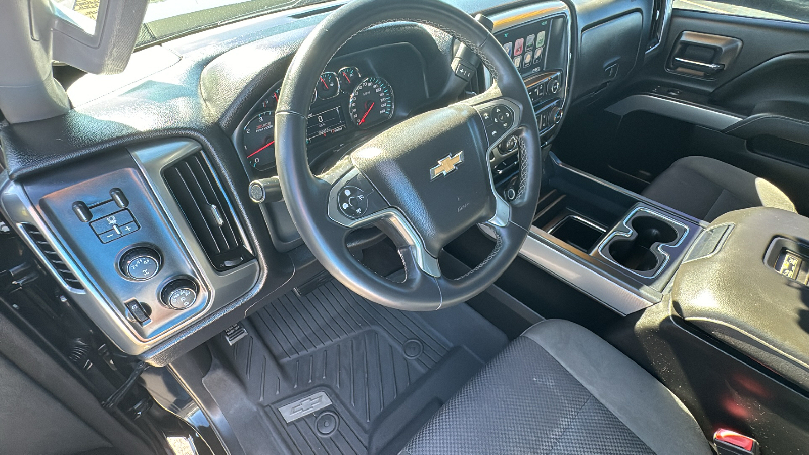 2016 Chevrolet Silverado 2500HD LT 3