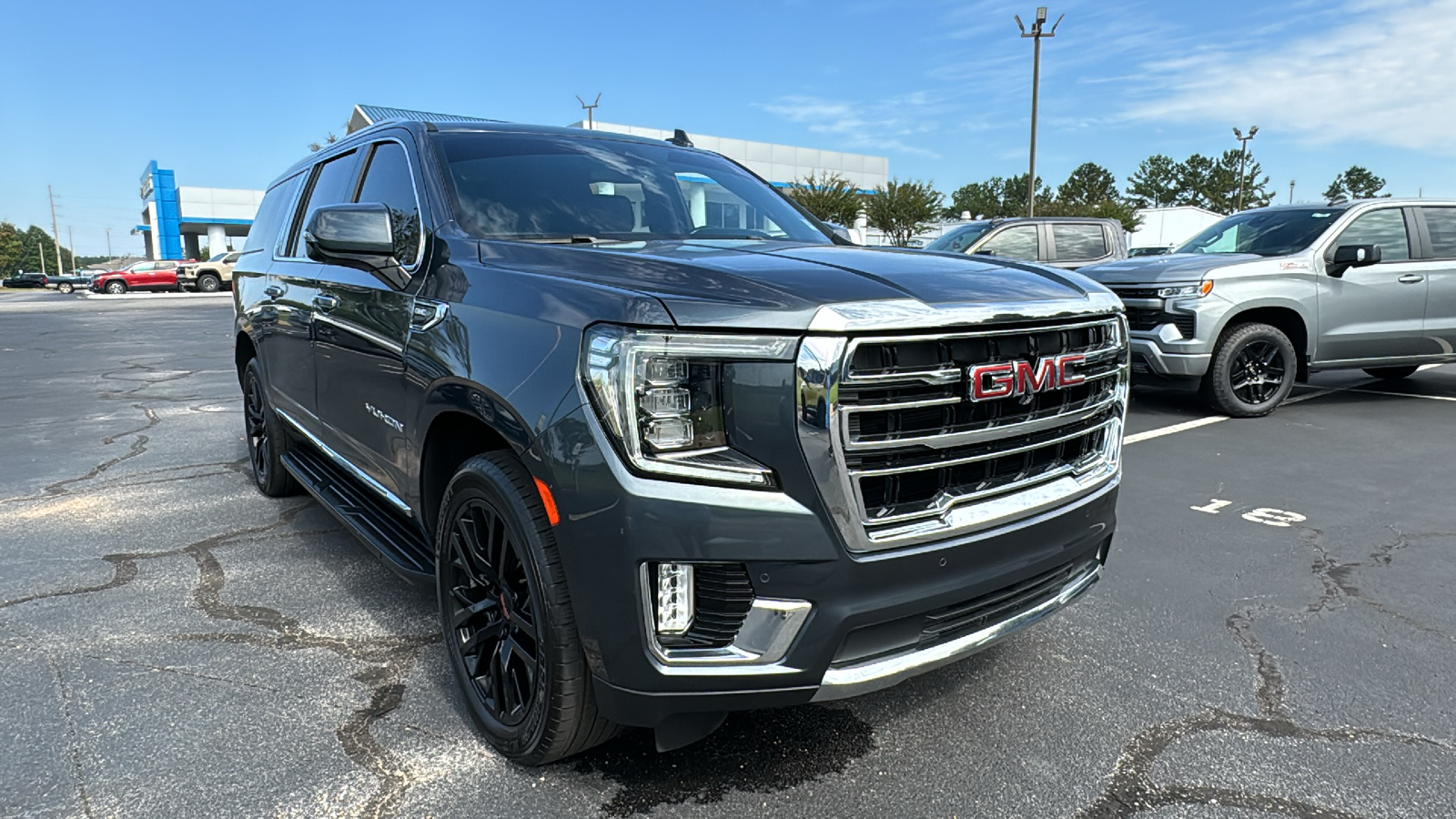 2021 GMC Yukon XL SLT 40