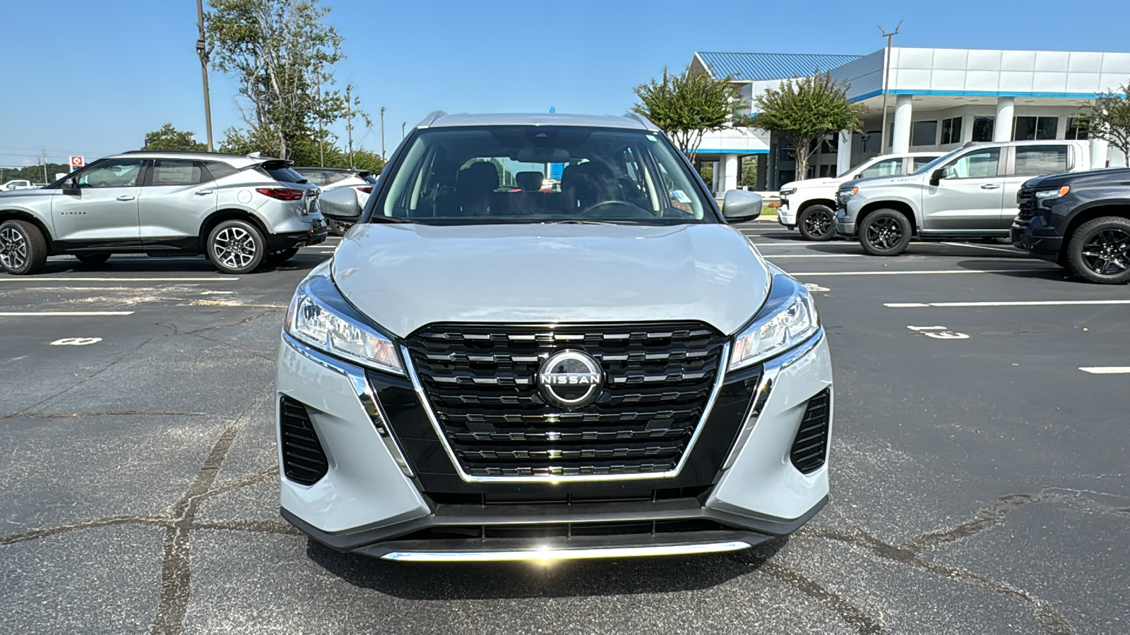 2023 Nissan Kicks SV 30