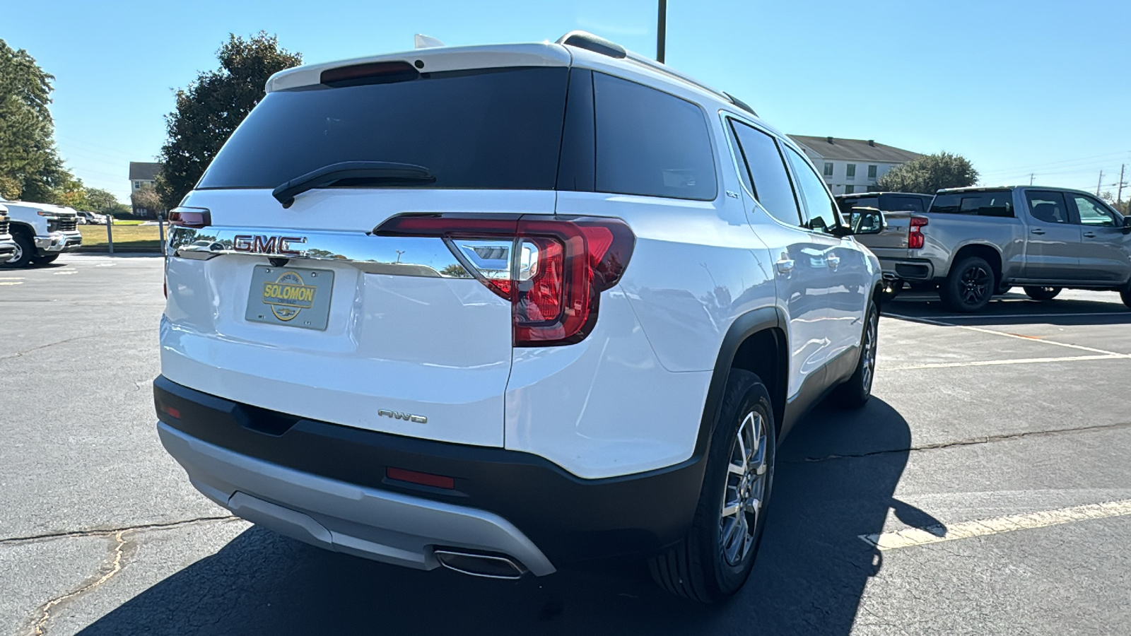 2023 GMC Acadia SLT 38