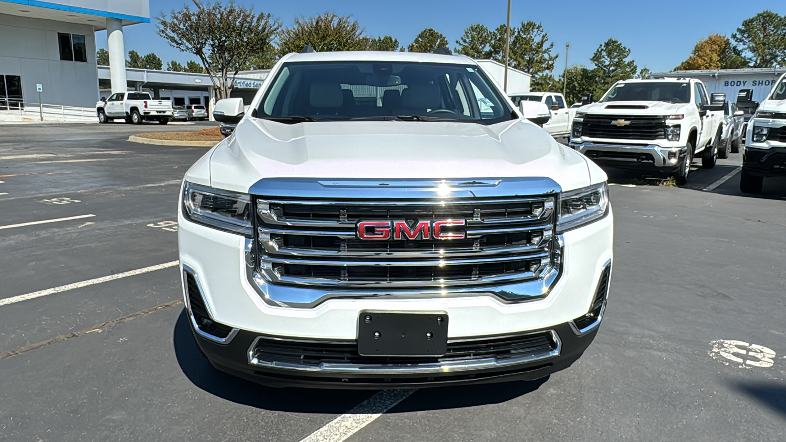 2023 GMC Acadia SLT 40