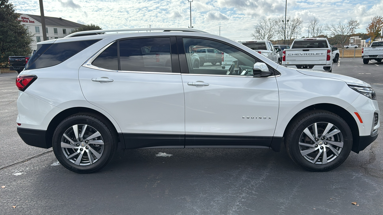 2024 Chevrolet Equinox Premier 31