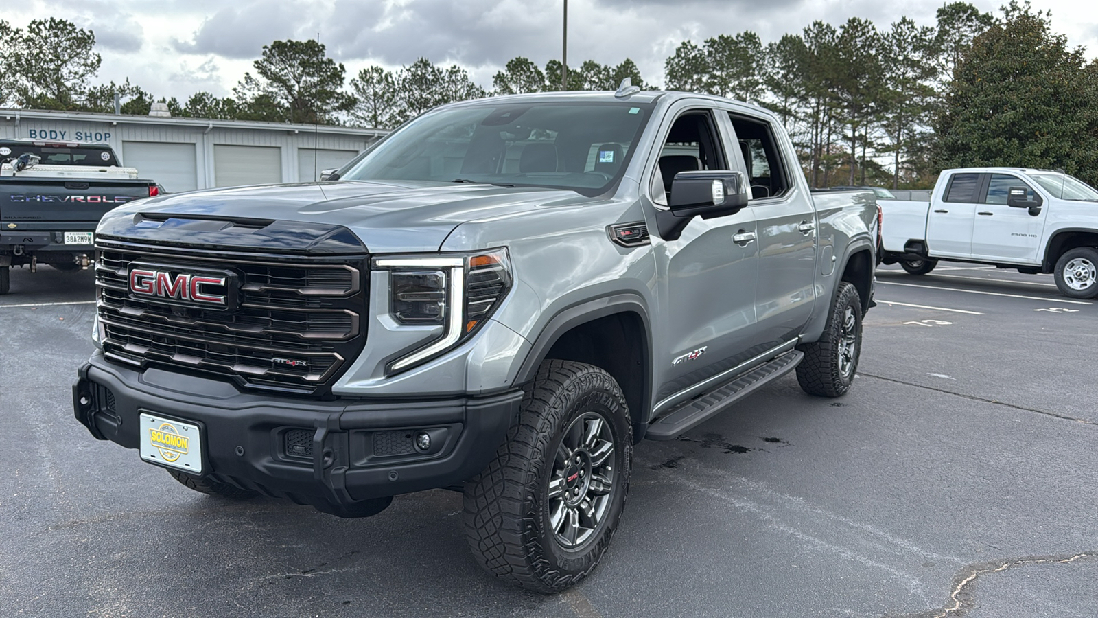 2024 GMC Sierra 1500 AT4X 1