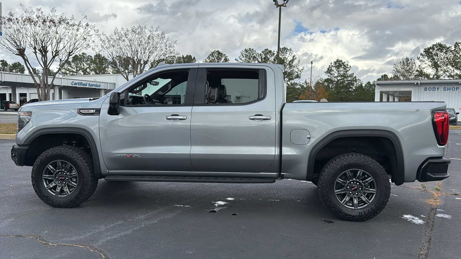 2024 GMC Sierra 1500 AT4X 25