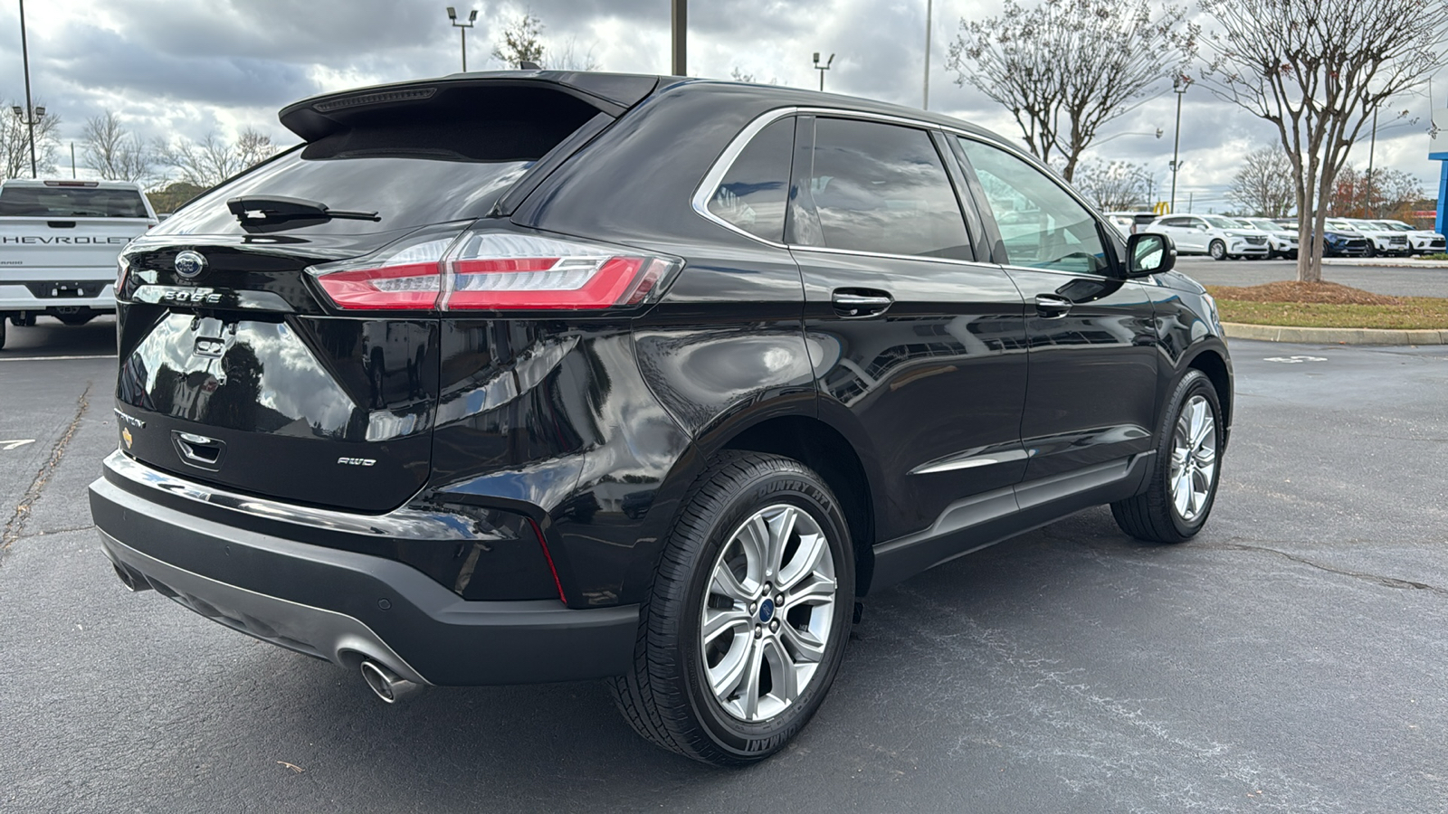 2022 Ford Edge Titanium 27