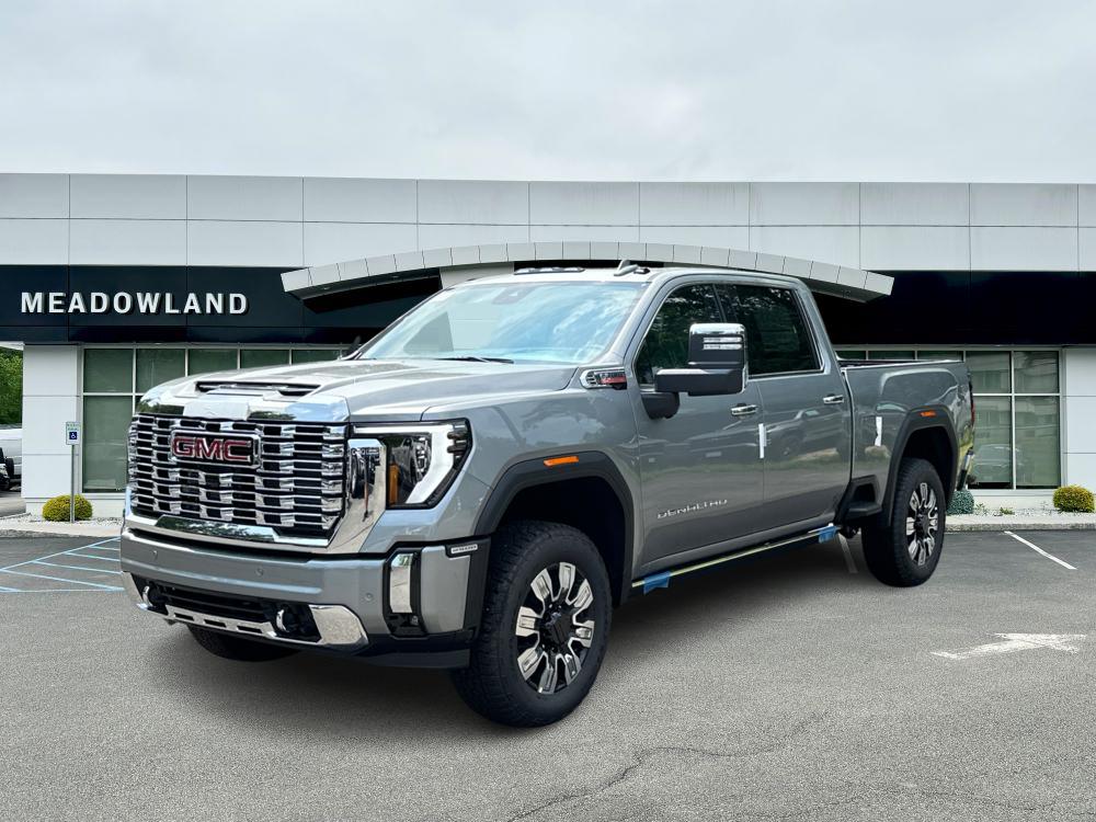 2024 GMC Sierra 2500HD Denali 1