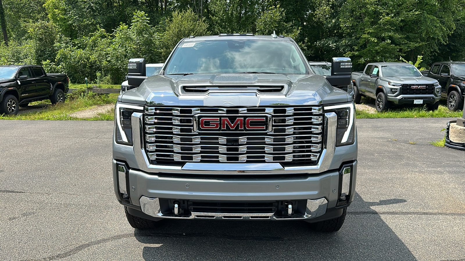 2024 GMC Sierra 2500HD Denali 3