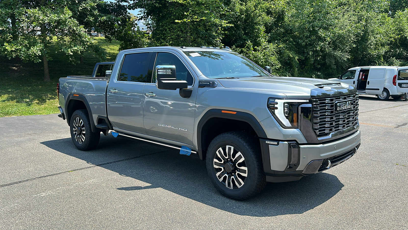 2024 GMC Sierra 2500HD Denali Ultimate 2