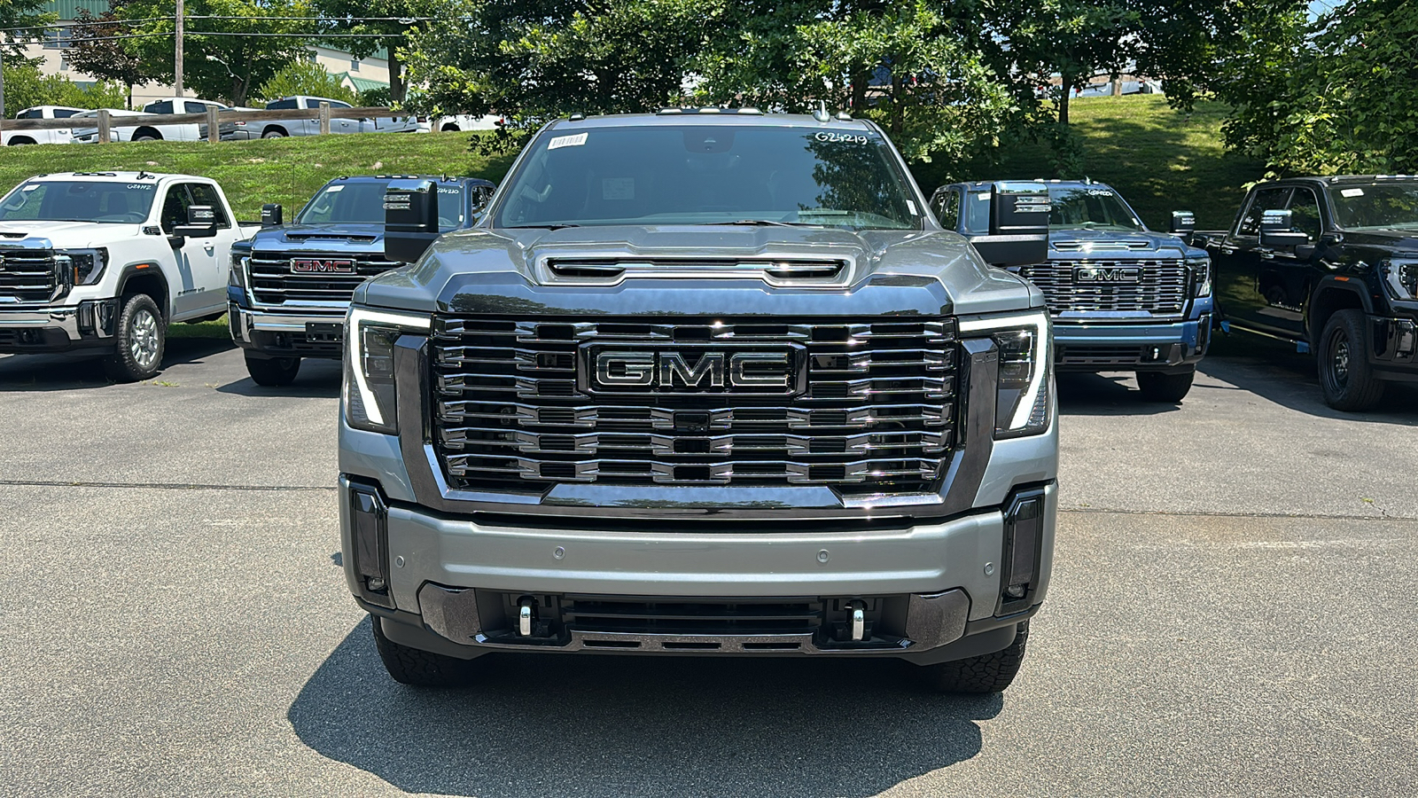 2024 GMC Sierra 2500HD Denali Ultimate 3