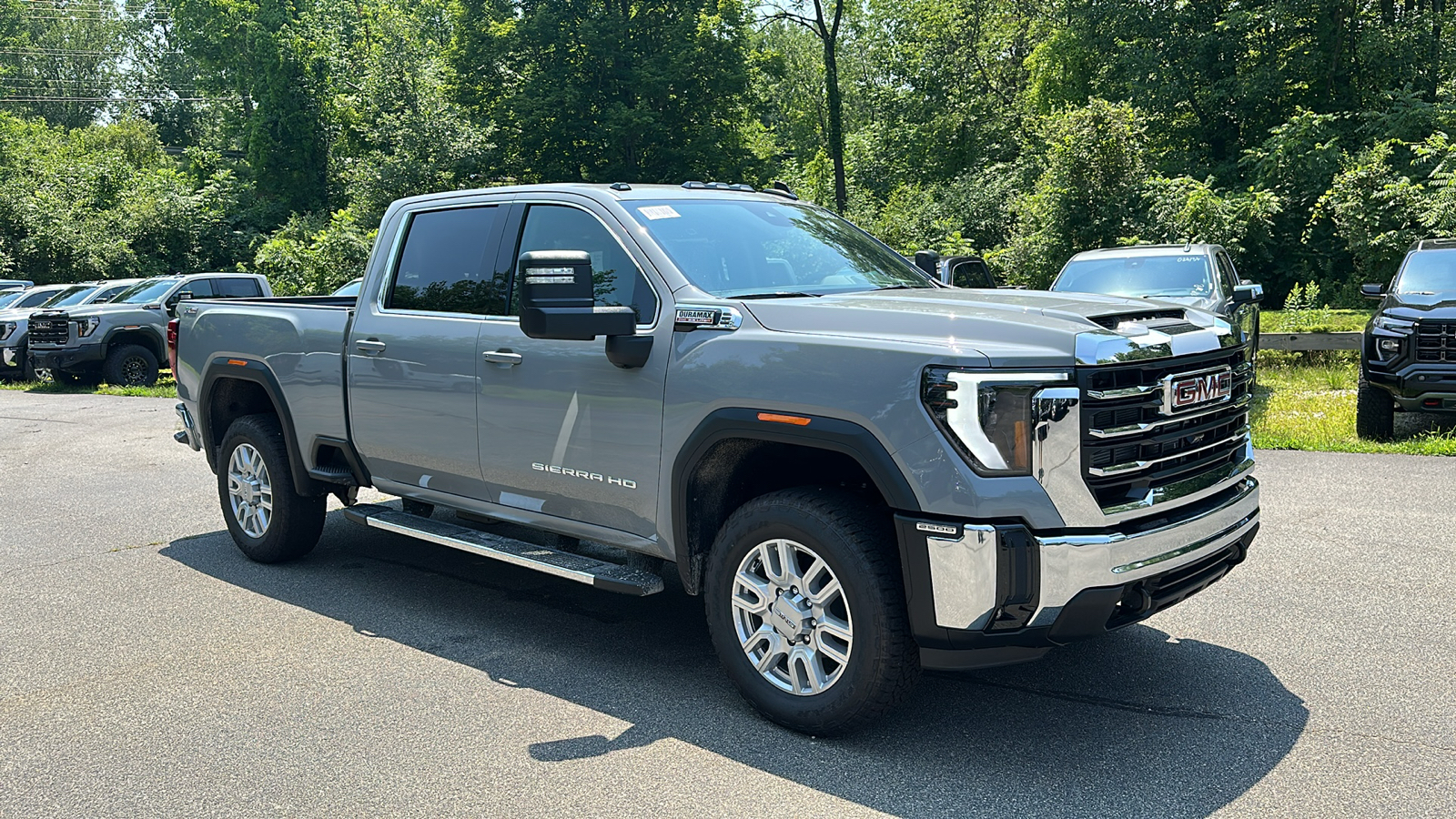 2024 GMC Sierra 2500HD SLE 2