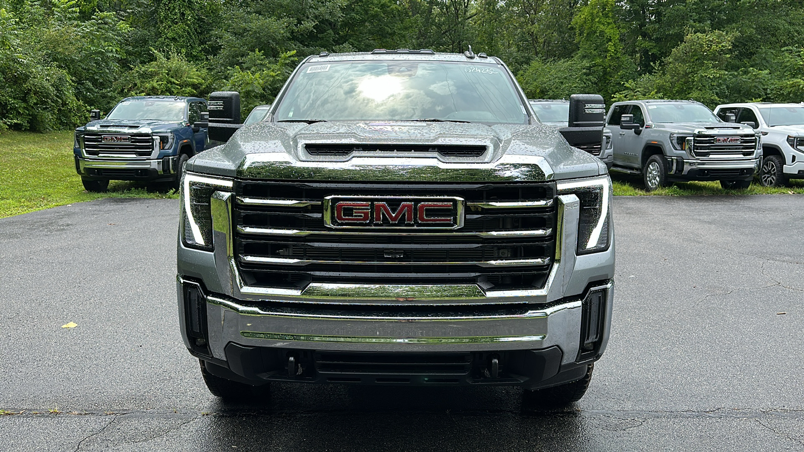 2024 GMC Sierra 2500HD SLE 3