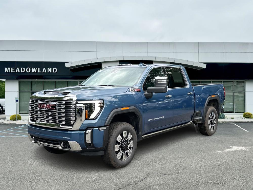 2024 GMC Sierra 2500HD Denali 1