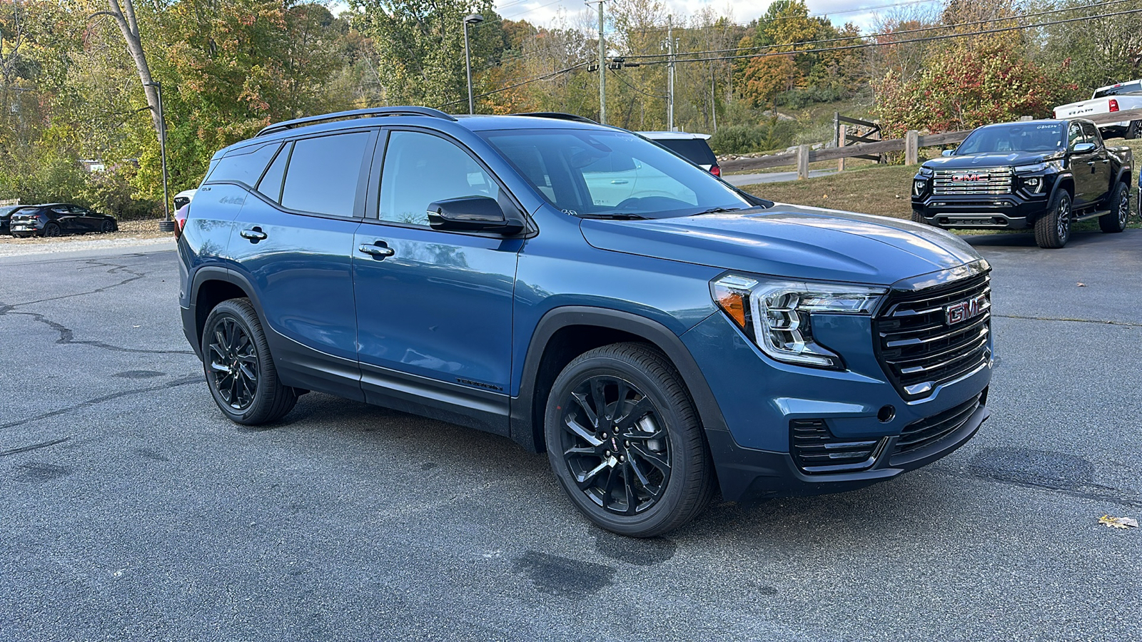 2024 GMC Terrain SLE 2