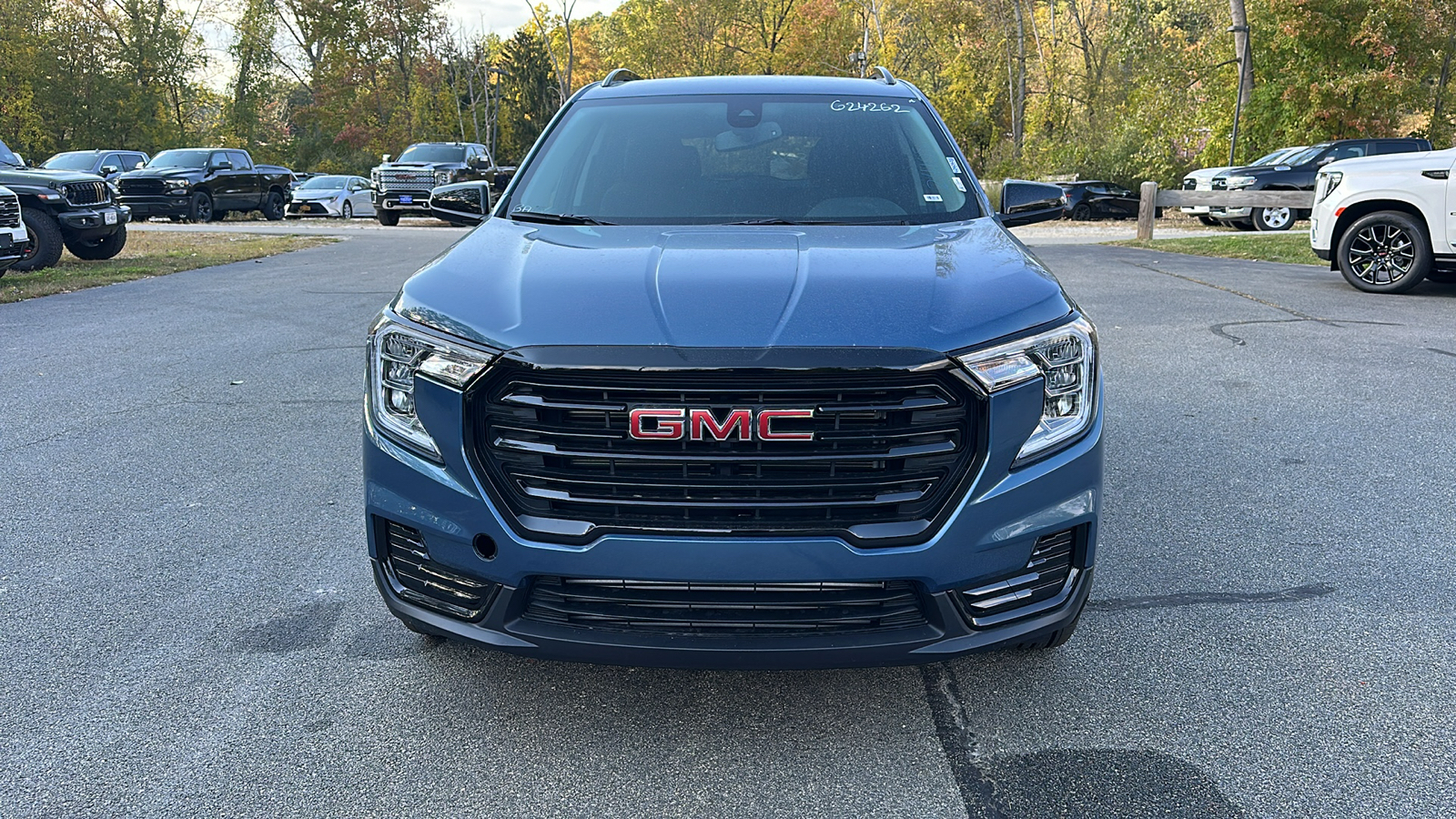 2024 GMC Terrain SLE 3